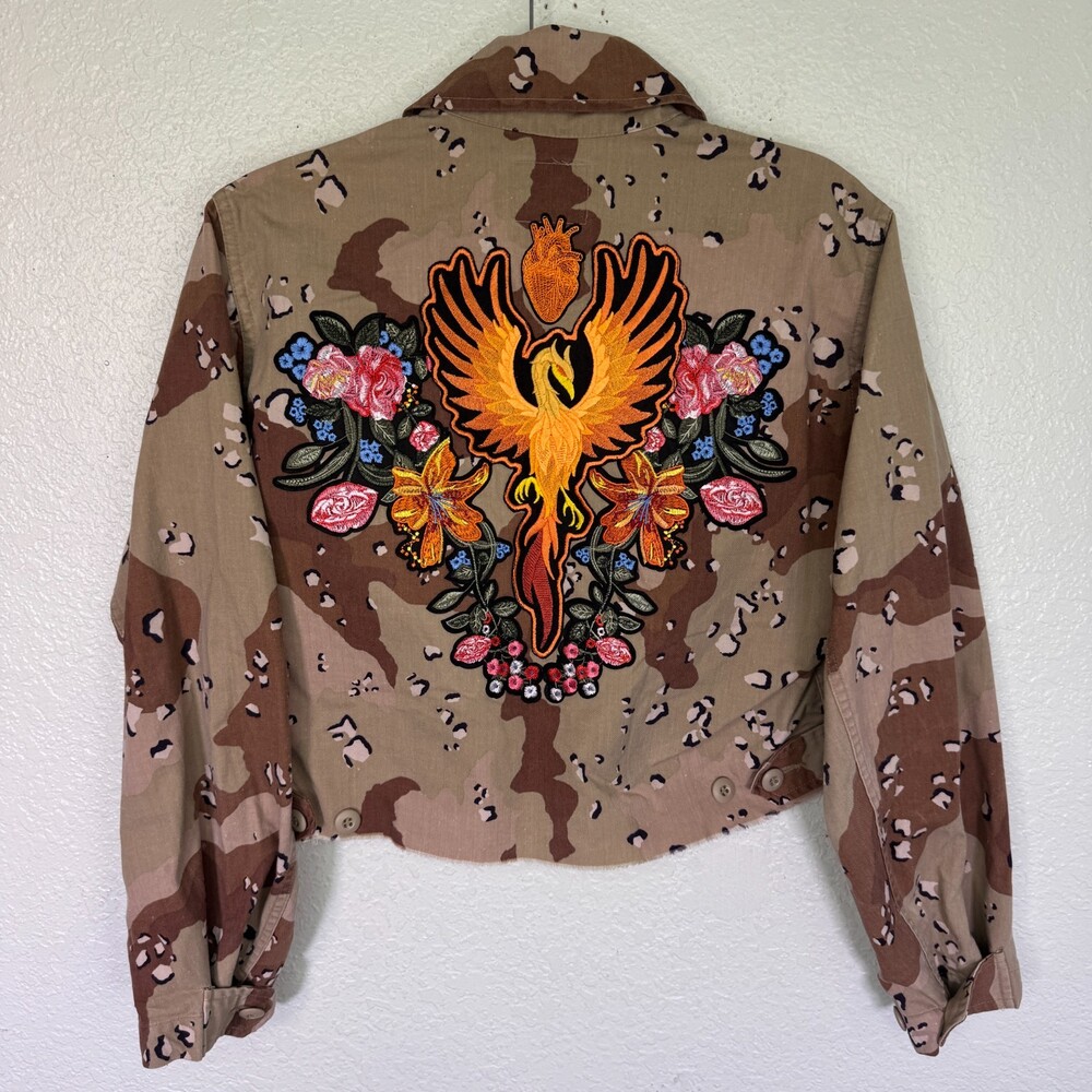 Vintage Camo Jacket Womens Small Cropped Upcycled Phoenix Patch Chocolate Chip